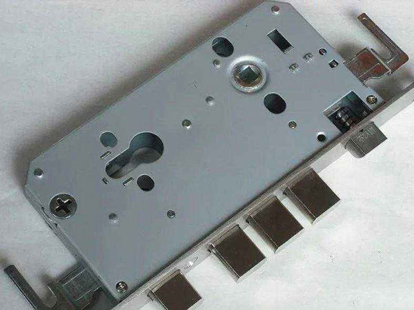 曹妃甸24小时上门开锁公司